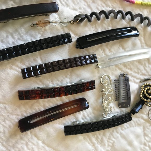 Misc. Girls/Women's Hair Accessories - Picture 3 of 5